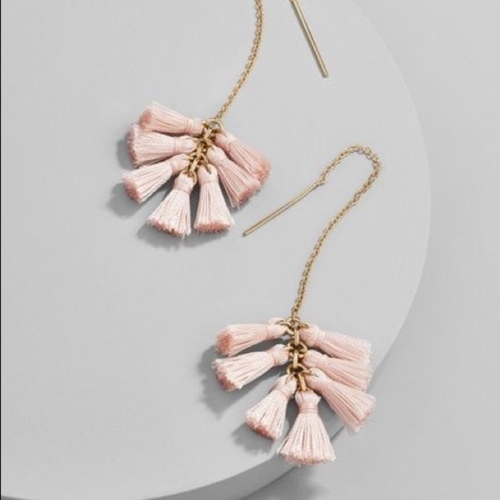 SOLD ⚠️ BAUBLEBAR blush threaded tassel earrings